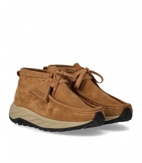 BOTÍN WALLABEE EDEN TOSTADO CLARKS